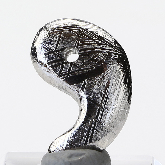 古代勾玉 アイアンメテオライト （ムオニナルスタ隕石