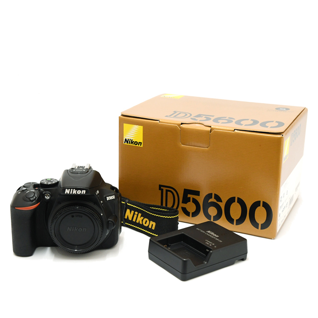 中古】ニコン デジタル一眼レフ D5600【A】15日間保証