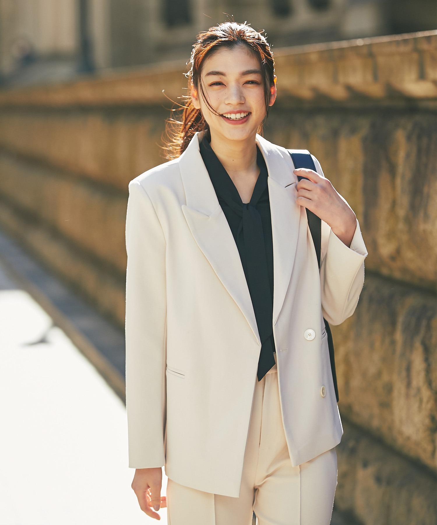 ベルト付きダブルジャケット＆スラックスパンツスーツセット【品番