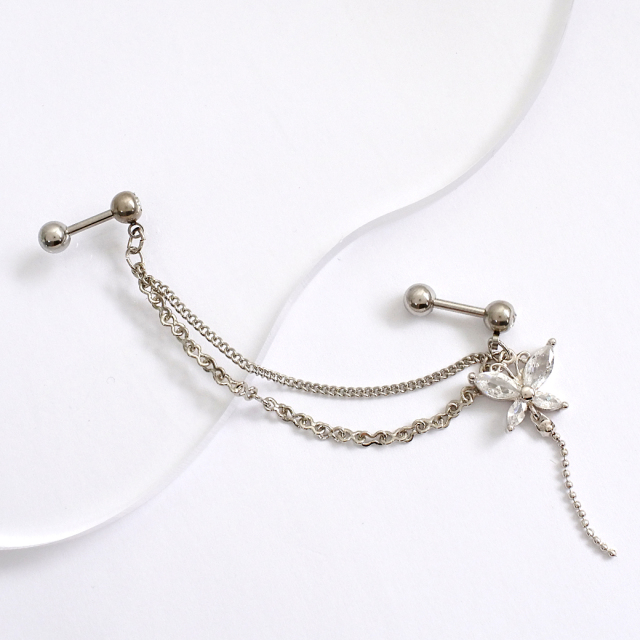 14G 16G ］2つのホールを繋ぐチェーン ゆらゆら♪CZ バタフライ