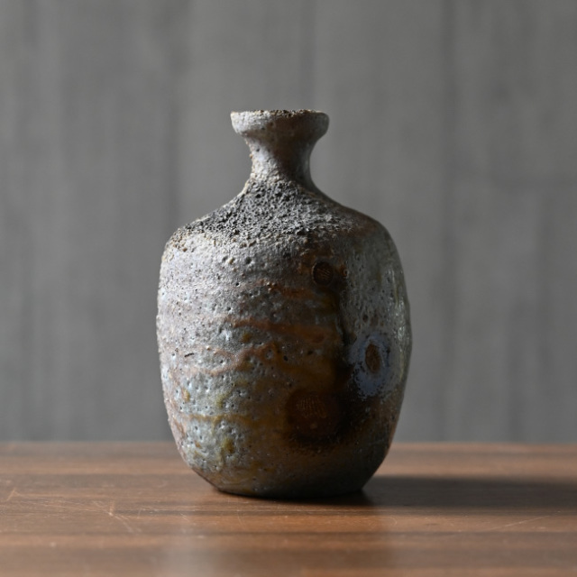 共箱付】備前焼灰被徳利（CR-029） 作家「クリストファーレイヴェン