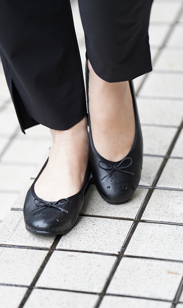 歩きやすさを追求したママのためのバレエシューズ