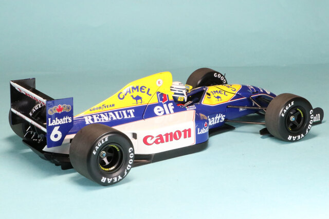 ミニチャンプス 1/18 ウィリアムズ FW14B ルノー 1992 R.パトレーゼ