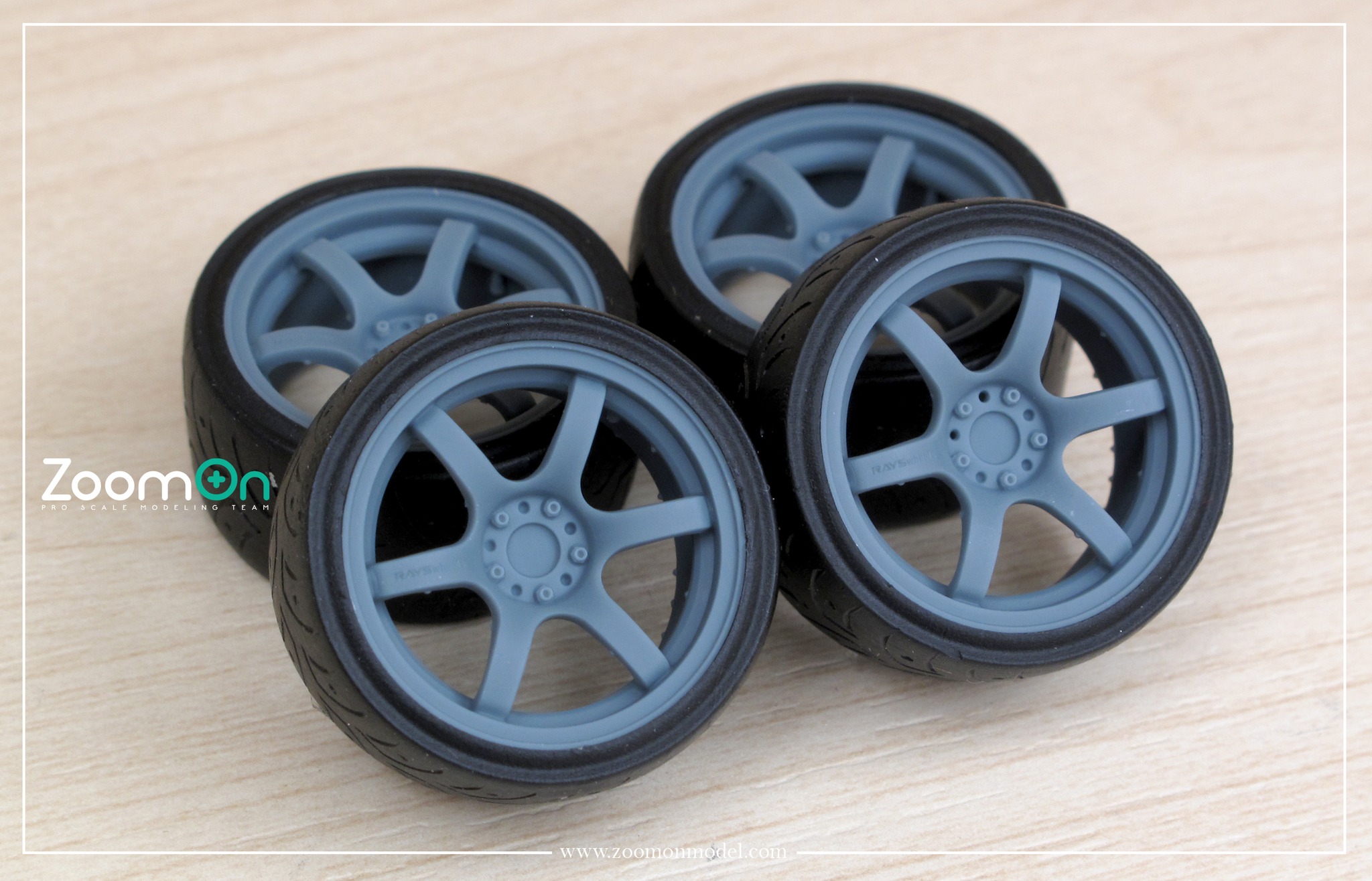 ZoomOn 1/24 17インチ レイズ 57DR ホイール/タイヤセット ZR130