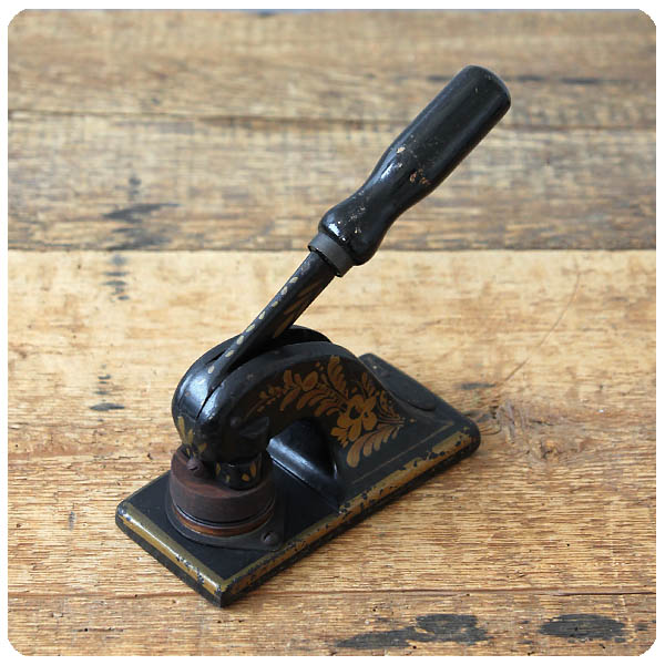 フランス アンティーク アイアンソープディッシュ/石鹸置き/フレンチ