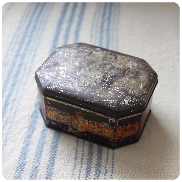 イギリス アンティーク ブリキ製 トフィー缶/お菓子缶/ティン/小物入れ