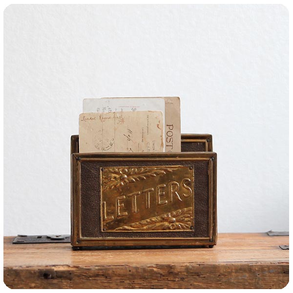 イギリス アンティーク レターラック/真鍮×木製/レタースタンド