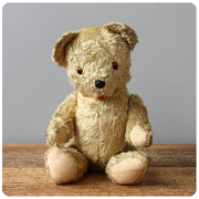 イギリスから届いた世界中で愛され続けるテディベアやぬいぐるみ