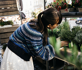 Ravelry: Popcorn Cardi pattern by Midori Hirose