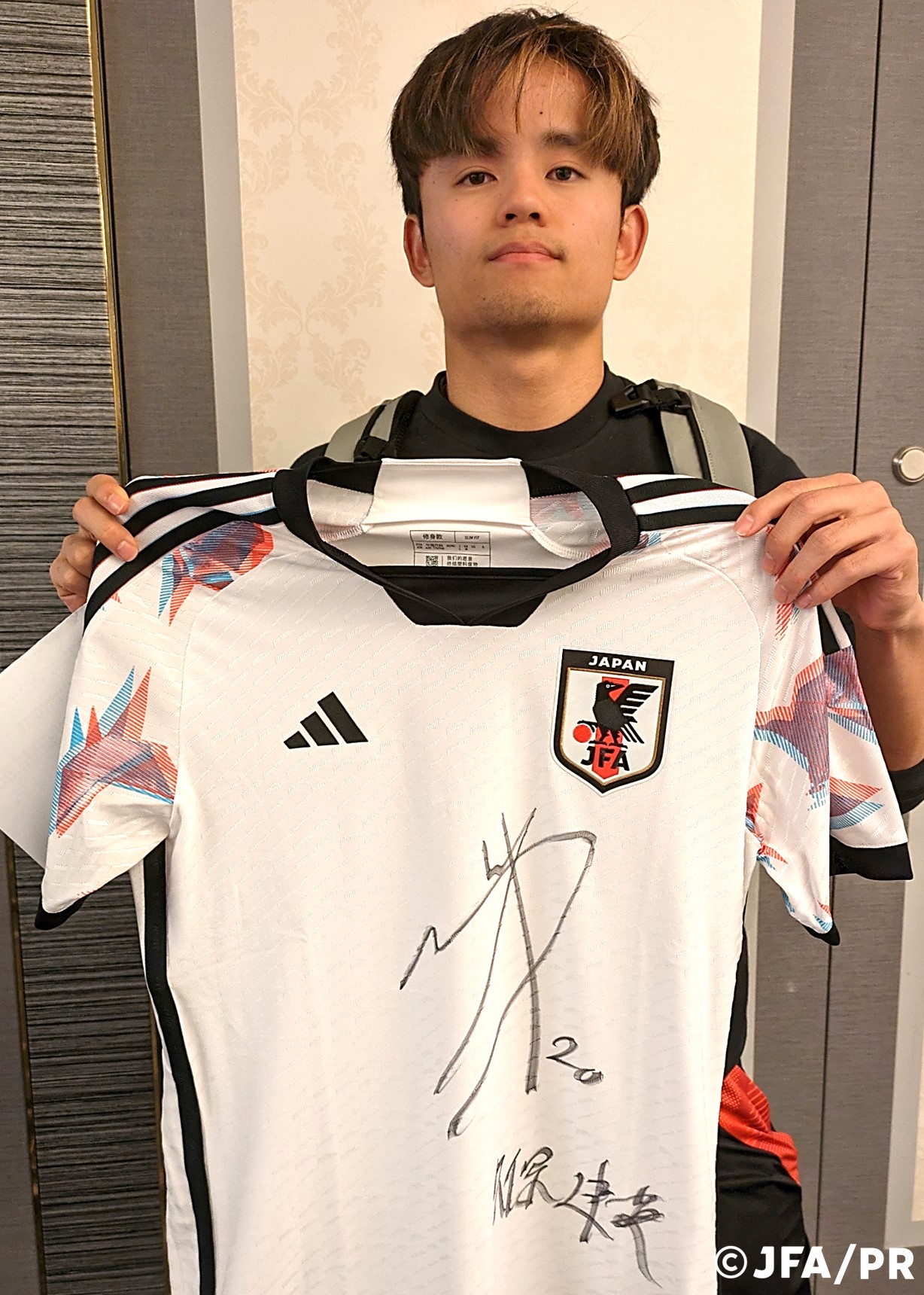 HATTRICK（ハットトリック）-選手の想いをファンへ届ける公式