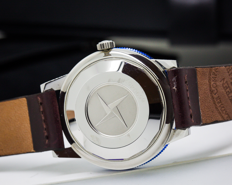 25601) Zenith A3634 Vintage Diver World Timer RARE SS Circa 1973