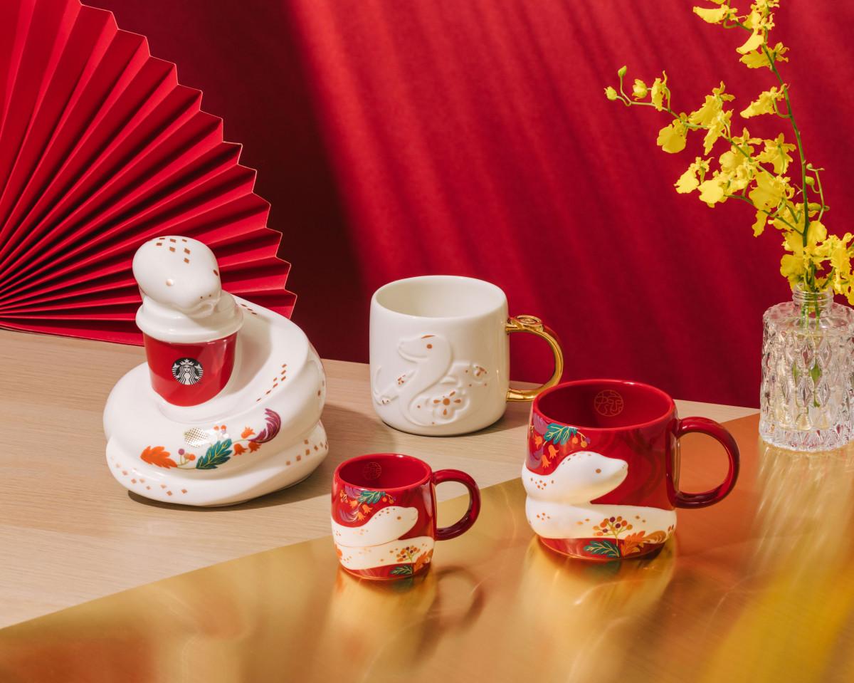 台湾スタバ、今年の干支「巳」をモチーフにしたグッズ発売 - 台北経済新聞