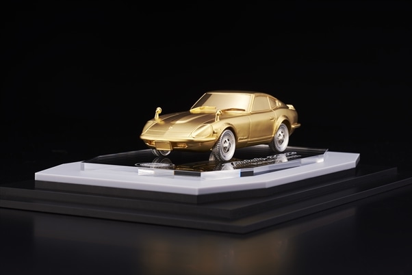 純金で制作した日産の名車「Fairlady（フェアレディ）240ZG」 - サカエ