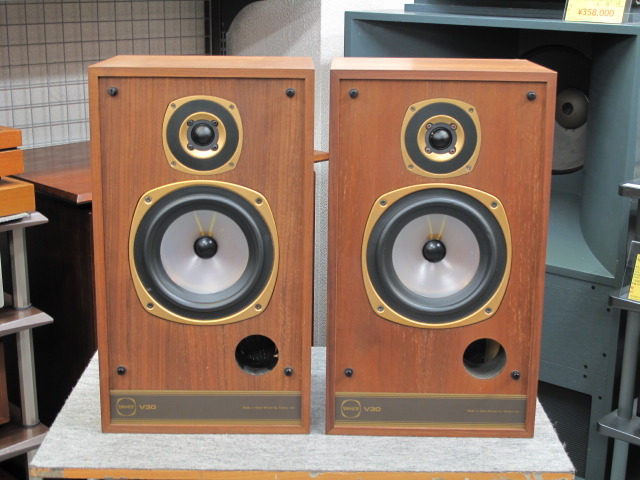 TANNOY V30 スピーカー ペア 音出し確認済 外装ダメージあり 現状品