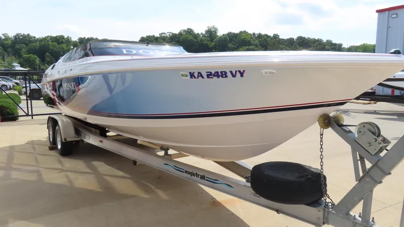 Donzi 28ZX 2000 - Marine Source