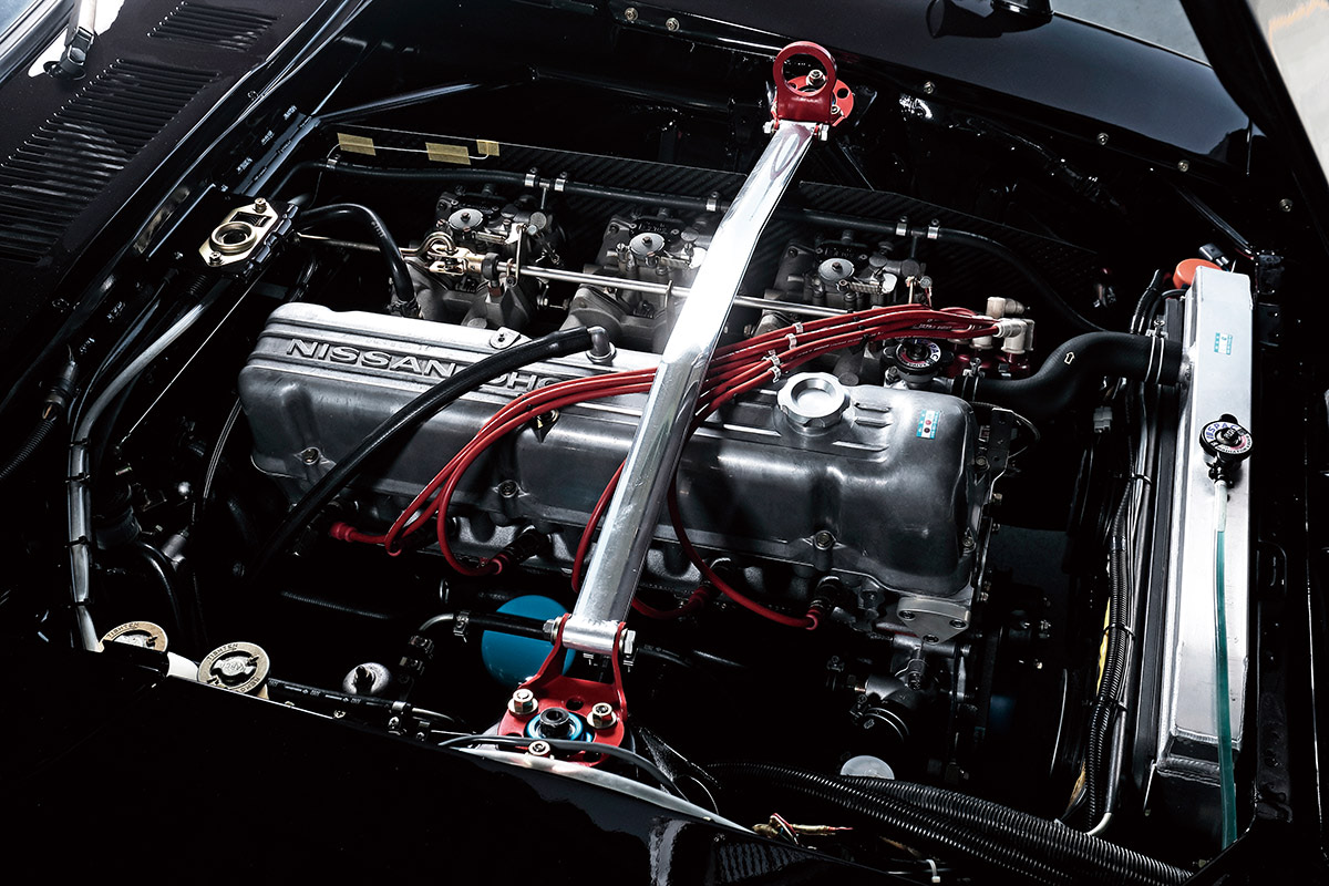 最強のS30｜L28型改3.1Lエンジンは3年ごとにオーバーホール。予備