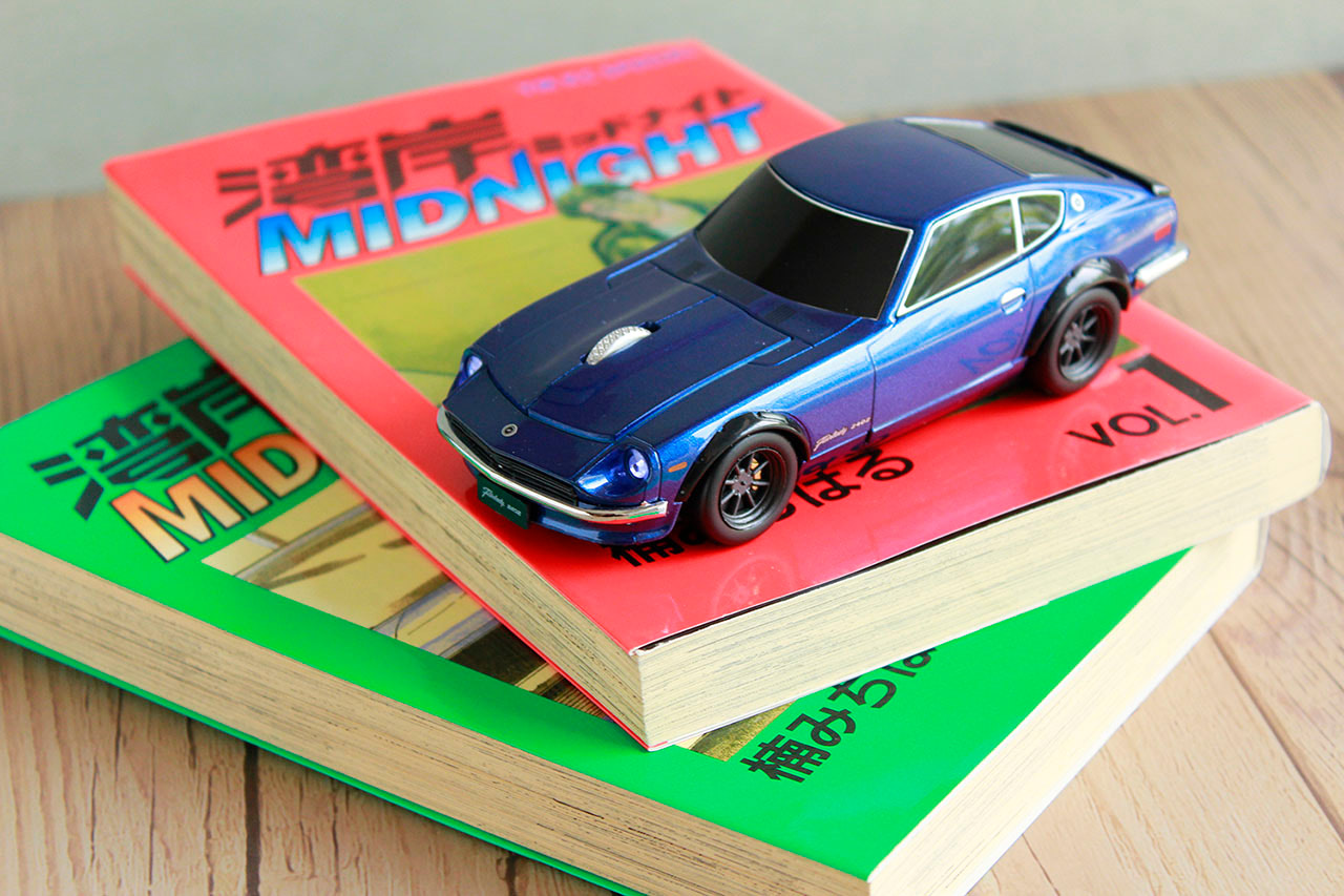 悪魔のZ」が卓上に！「湾岸ミッドナイト」仕様のS30フェアレディZのPC