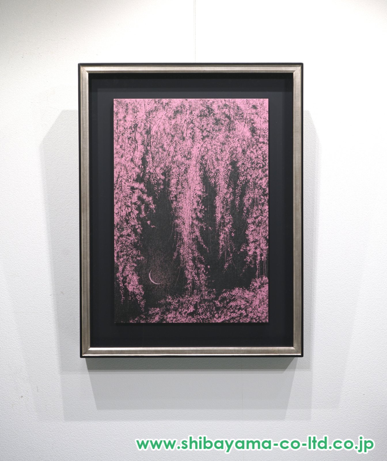 0002絵画幻想的ピンク額縁