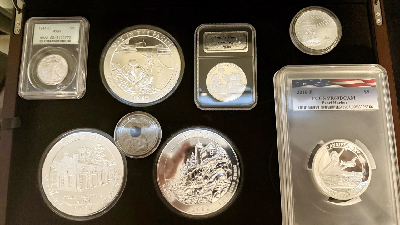 銀が高騰、個人投資家も殺到 - WSJ