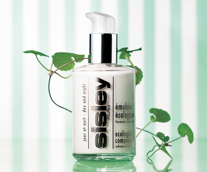 シスレーのロングセラー美容乳液が進化！高島礼子さんの感想は？