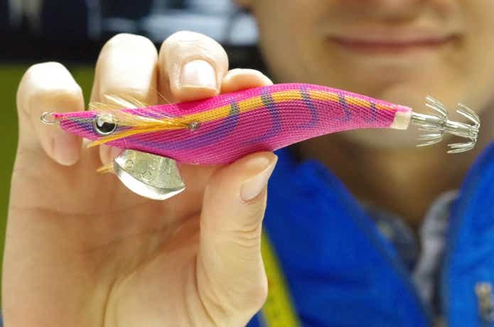 エギ王LIVEがめっちゃ釣れそう！超攻撃的なダートでイカを誘う新作エギ