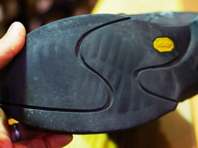 ガルドシューズⅣ開発秘話：KUSHITANI名東店 | KUSHITANI 名東店