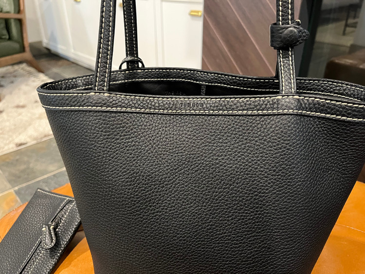 年末ご褒美【THE ROW】新作パークトート購入品｜＠BAILA（バイラ）