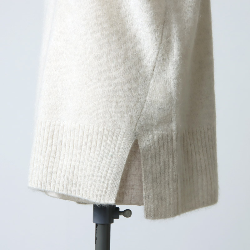 TICCA (ティッカ) ヤクタートルネックプルオーバー