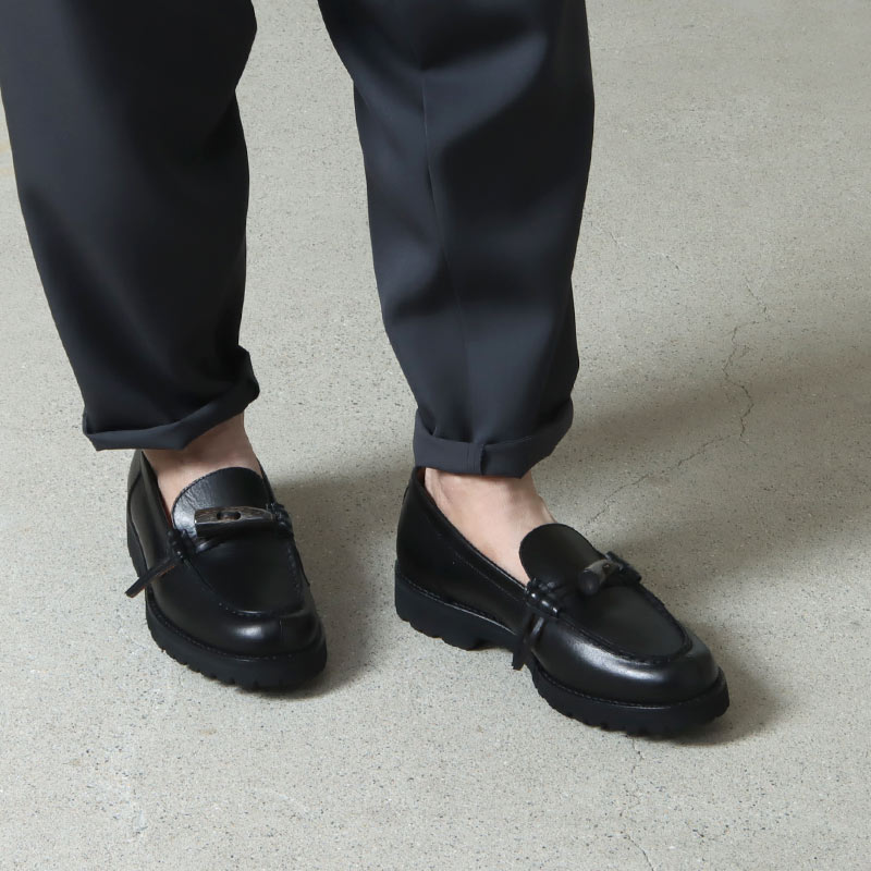 Hender Scheme (エンダースキーマ) horn loafer smooth / ホーン