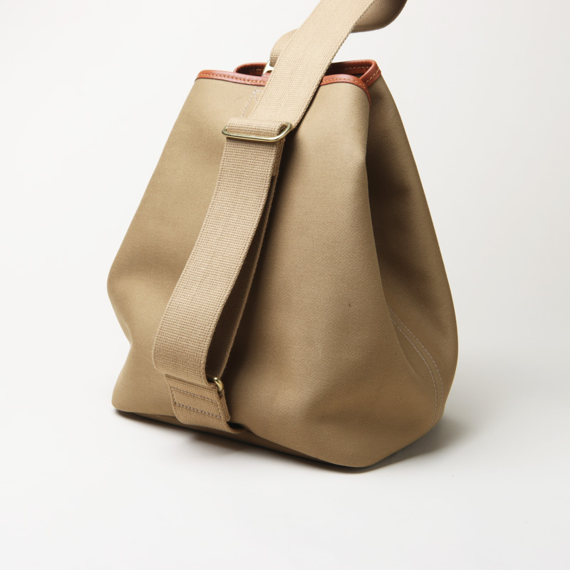 Brady (ブレディ) TAW SMALL ワンショルダーバッグ / トウ スモール