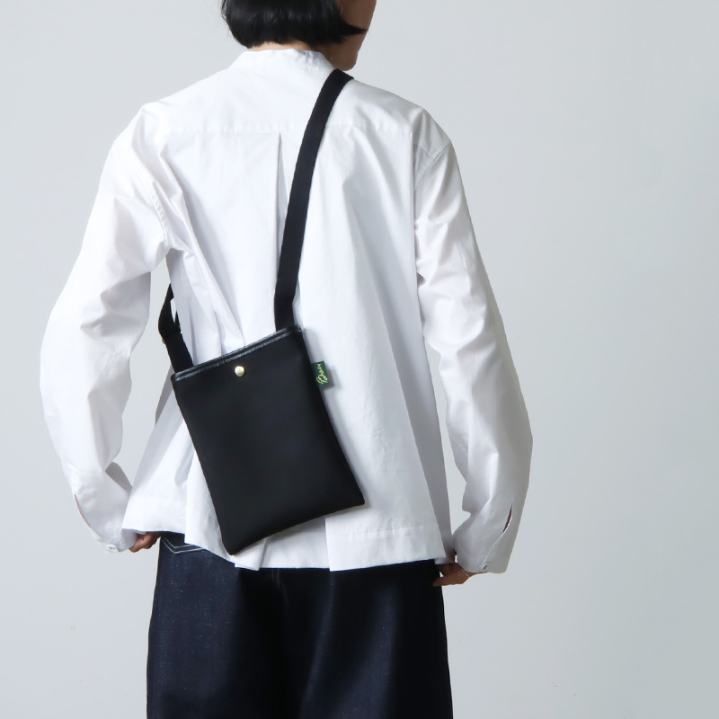 Brady (ブレディ) NITONELLA MINI ミニショルダー / ニトネラ ミニ