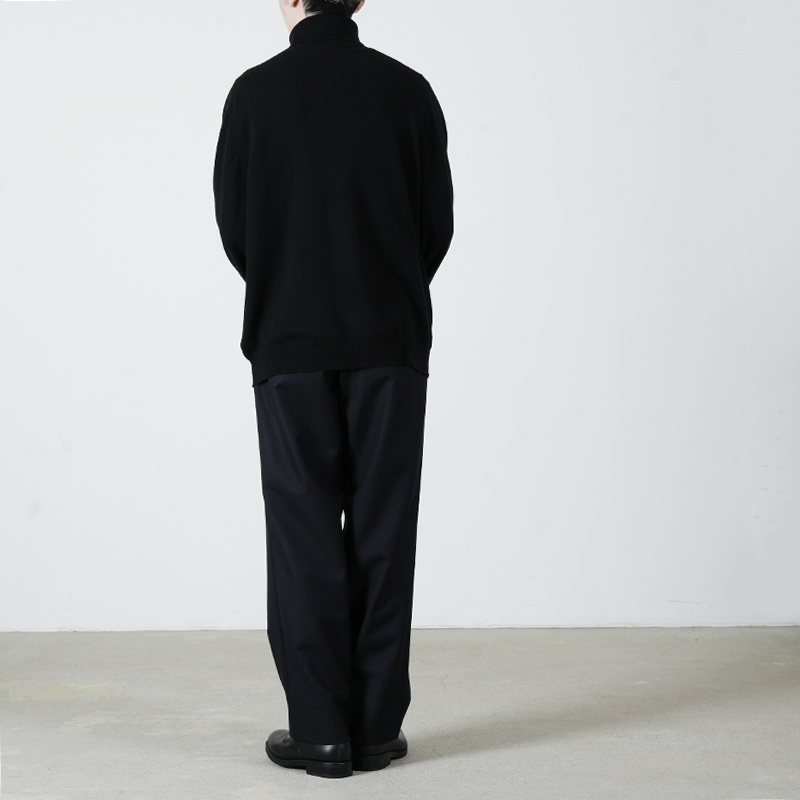 COMOLI (コモリ) ウールサージ パンツ