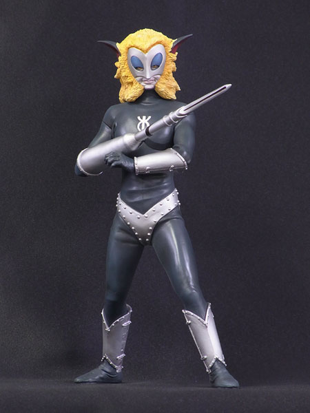 大怪獣シリーズ マグマ星人 完成品フィギュア(一部組立式