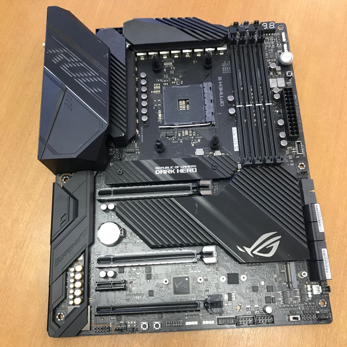 ジャンク品】ROG CROSSHAIR VIII DARK HERO ASUS ROG Crosshair VIII
