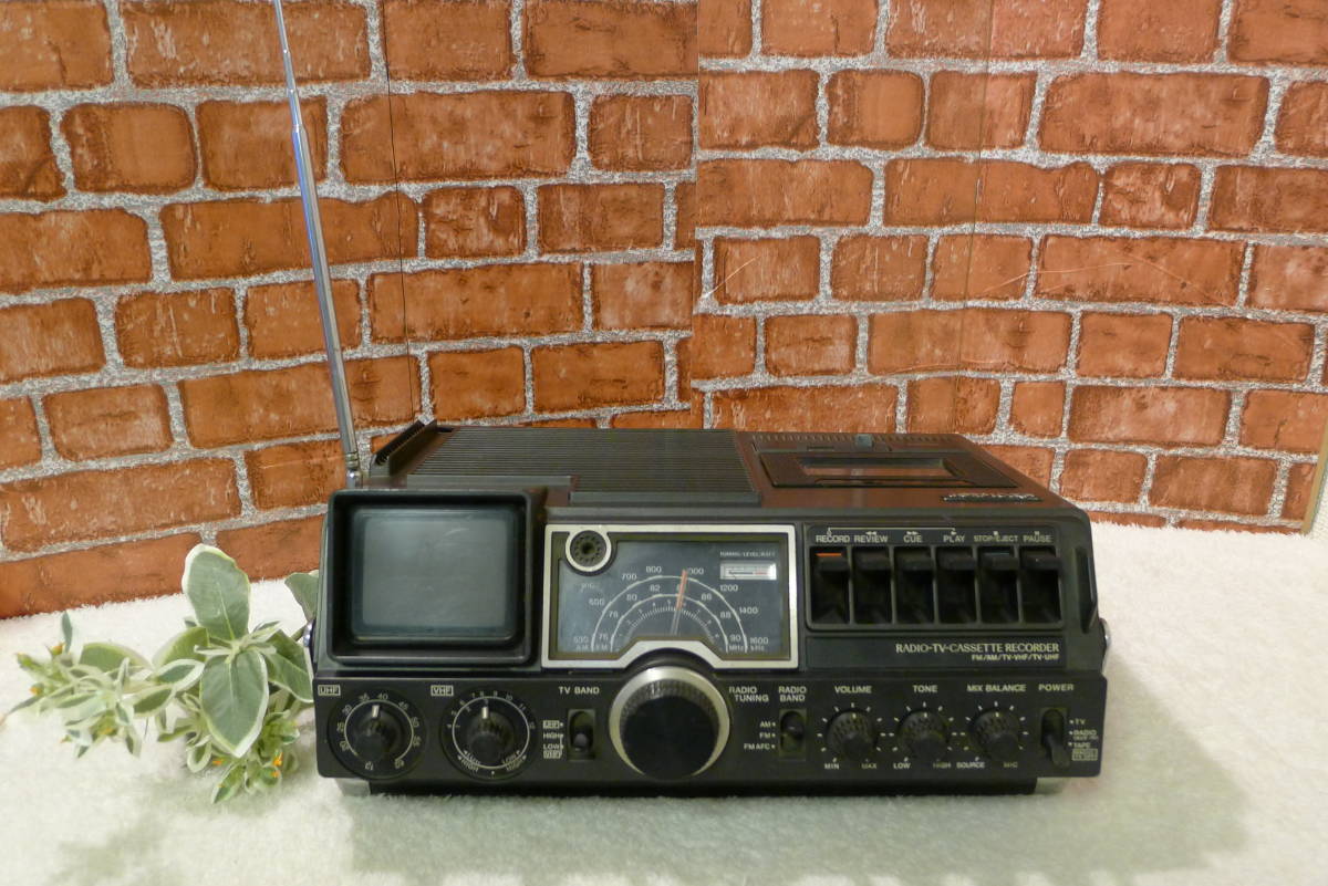 1977年 victor M-66 レトロ テレビラジカセ 1977年 victor M-66 レトロ