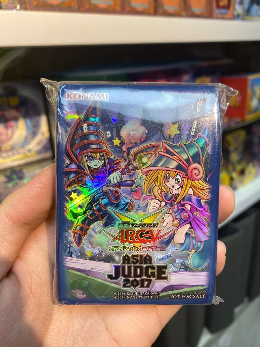 遊戯王 ASIA JUDGE 2017 トゥーン スリーブ 30枚 遊戯王 ASIA JUDGE