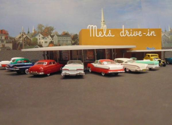 新品】激レアアメリカングラフィティ メルズドライブイン ジオラマ模型