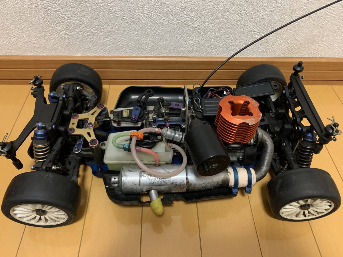 京商 エンジンカー KYOSHO ラジコン 1⁄8 ランドマックス ランチア