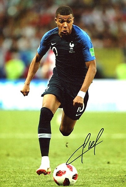 新品】キリアン・エムバペ フランス代表 直筆サインフォト/写真