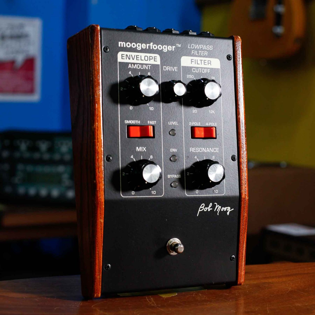 MoogerFooger MF-101 Lowpass Filter / 純正アダプター付属【USED