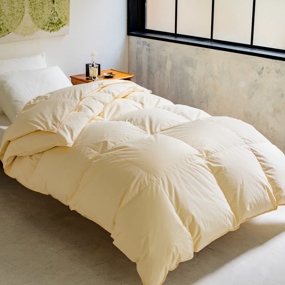 よっし～！！ フランスベット⭐︎羽毛布団 150✖️210 よっし