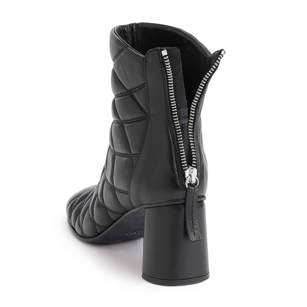 NAPOLEONI/ナポレオーニ キルティングレザーブーツ（イタリア製） 通販