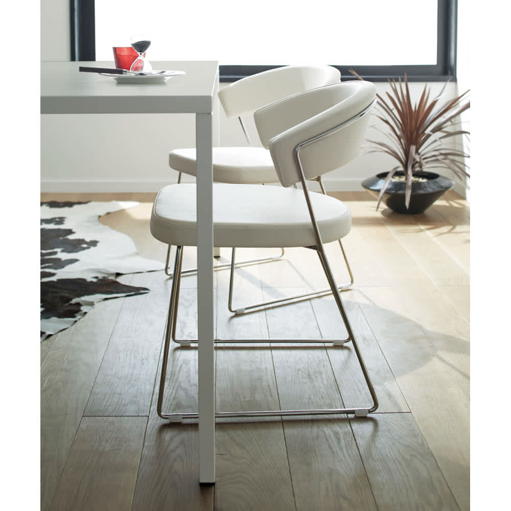 New York ニューヨーク 革張りダイニングチェア 同色2脚組［Connubia