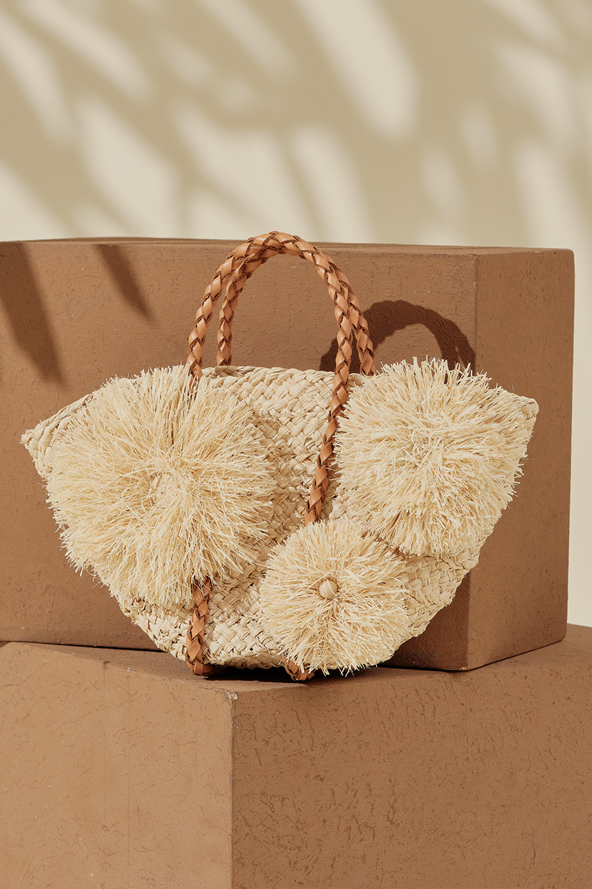 ARANAZ/アラナス｜キャッチーなデザインに視線集中！ 主役級インパクト