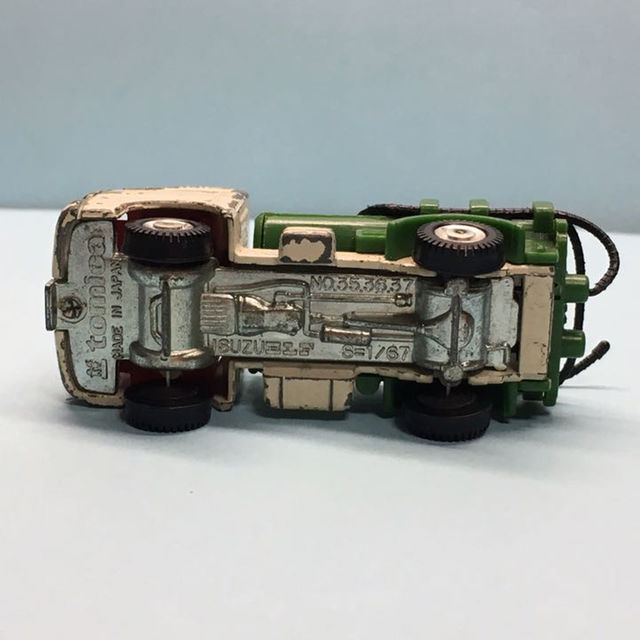 日本製黒箱トミカ Vol.37 いすゞ エルフ バキュームカー 2Cホイールの