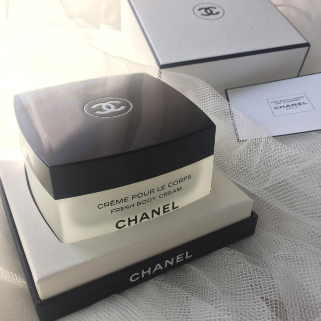 リンブラック】CHANELレ ゼクスクルジフフレッシュ ボディクリーム