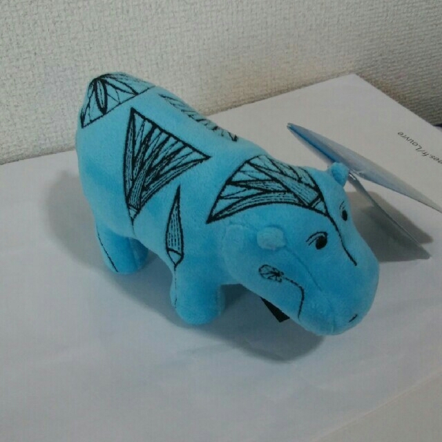 ルーブル美術館 青いカバの通販 by temarisou's shop｜ラクマ