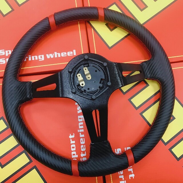 momo ステアリング・ハンドルF-1concept本体 黒/赤 momo ステアリング