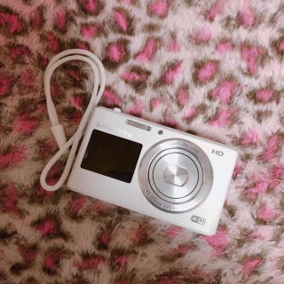 SAMSUNG（コンパクトデジタルカメラ）のフリマアイテム一覧