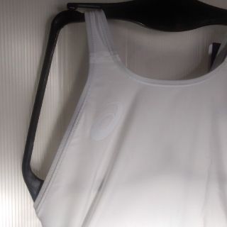 asics（水着 ・ ホワイト/白色系）のフリマアイテム一覧